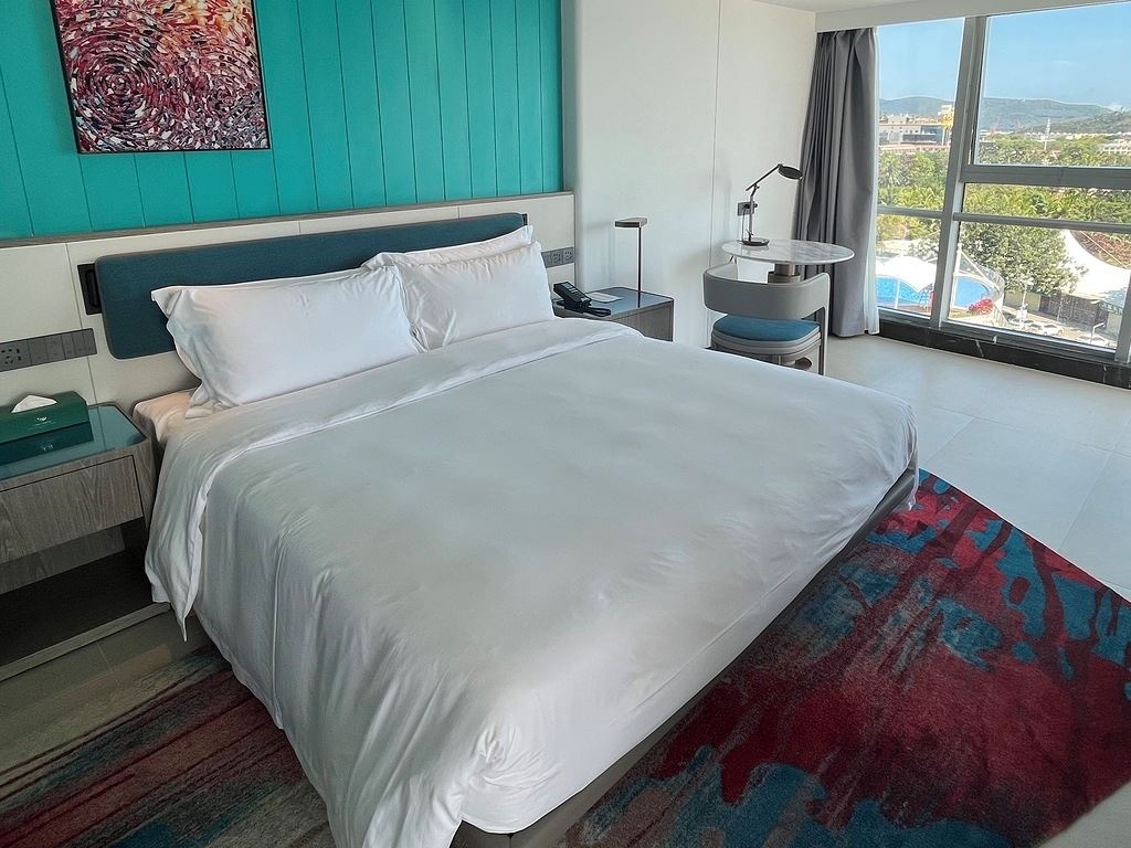 rooms-deluxe-oceanview-open-suite-imax