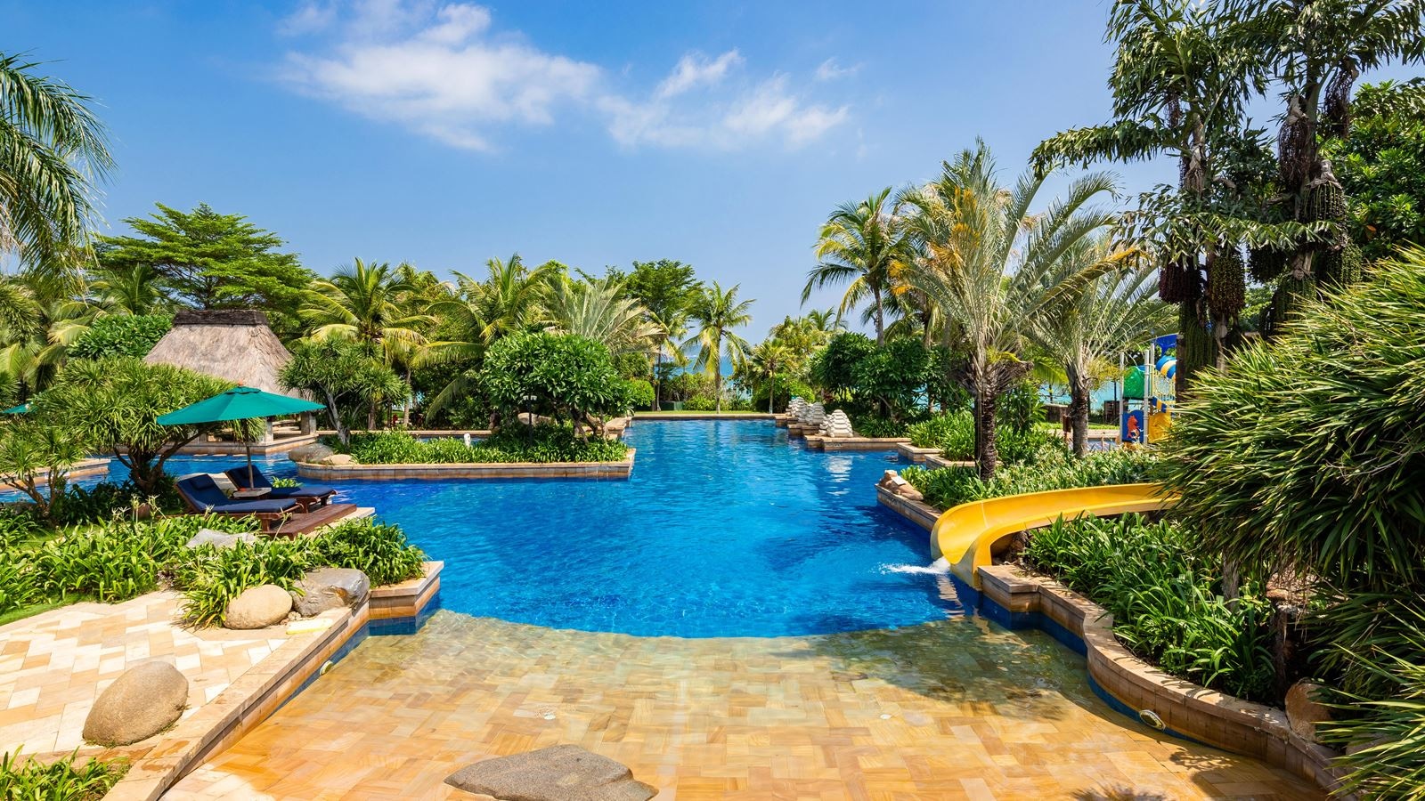 pools-outdoor-pool