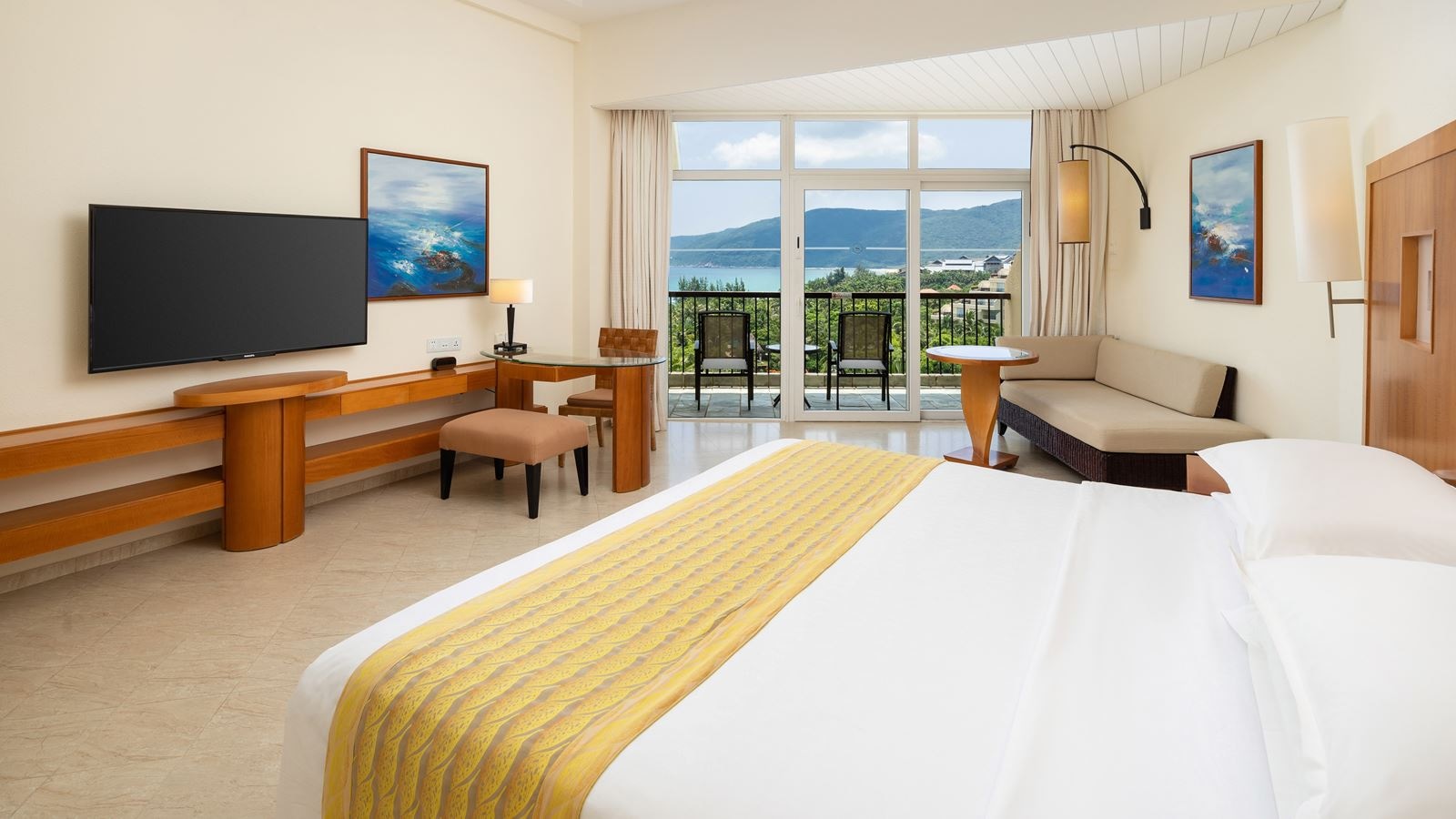 rooms-grand-deluxe-sea-view-room