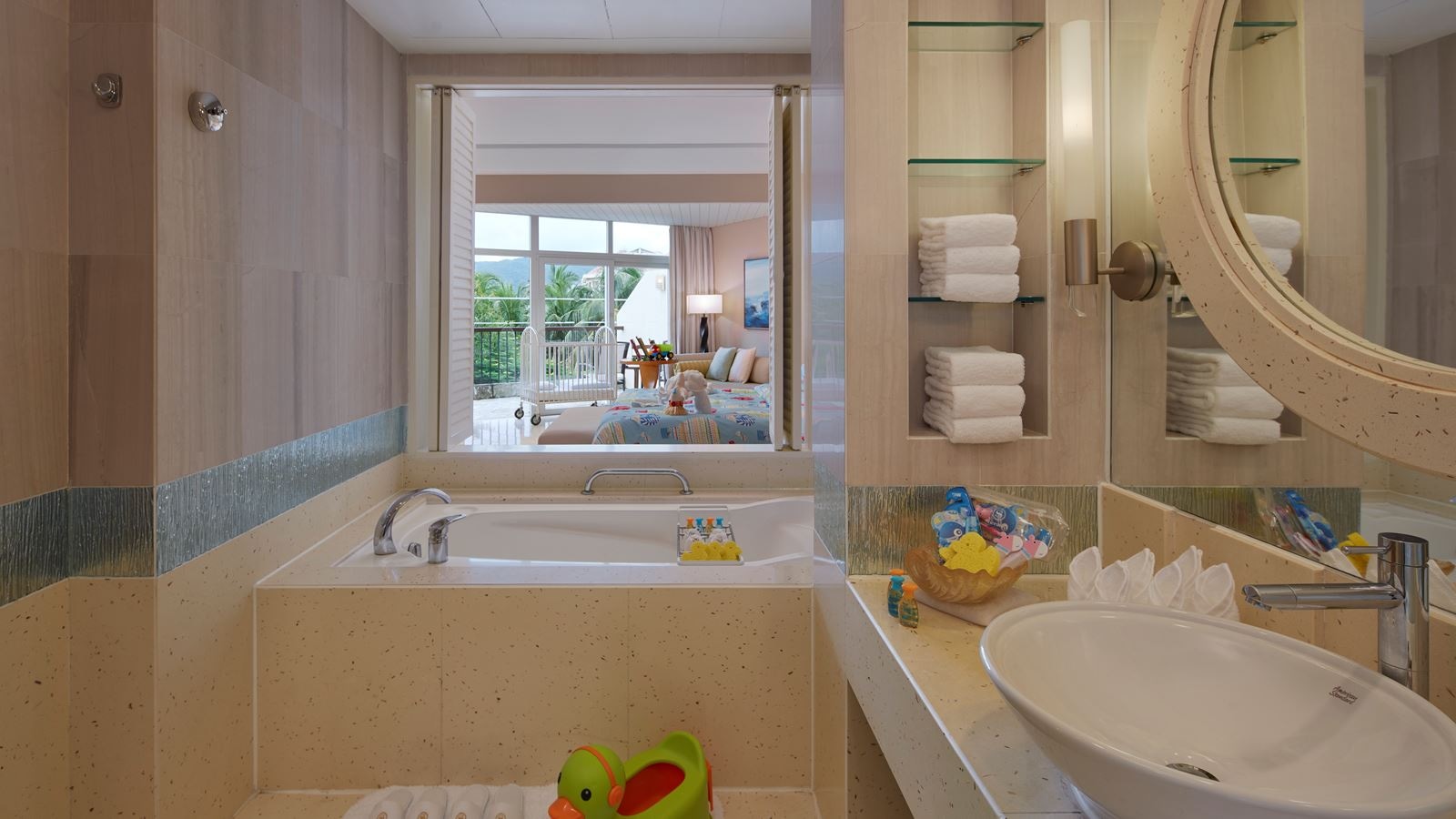 rooms-sea-view-suite