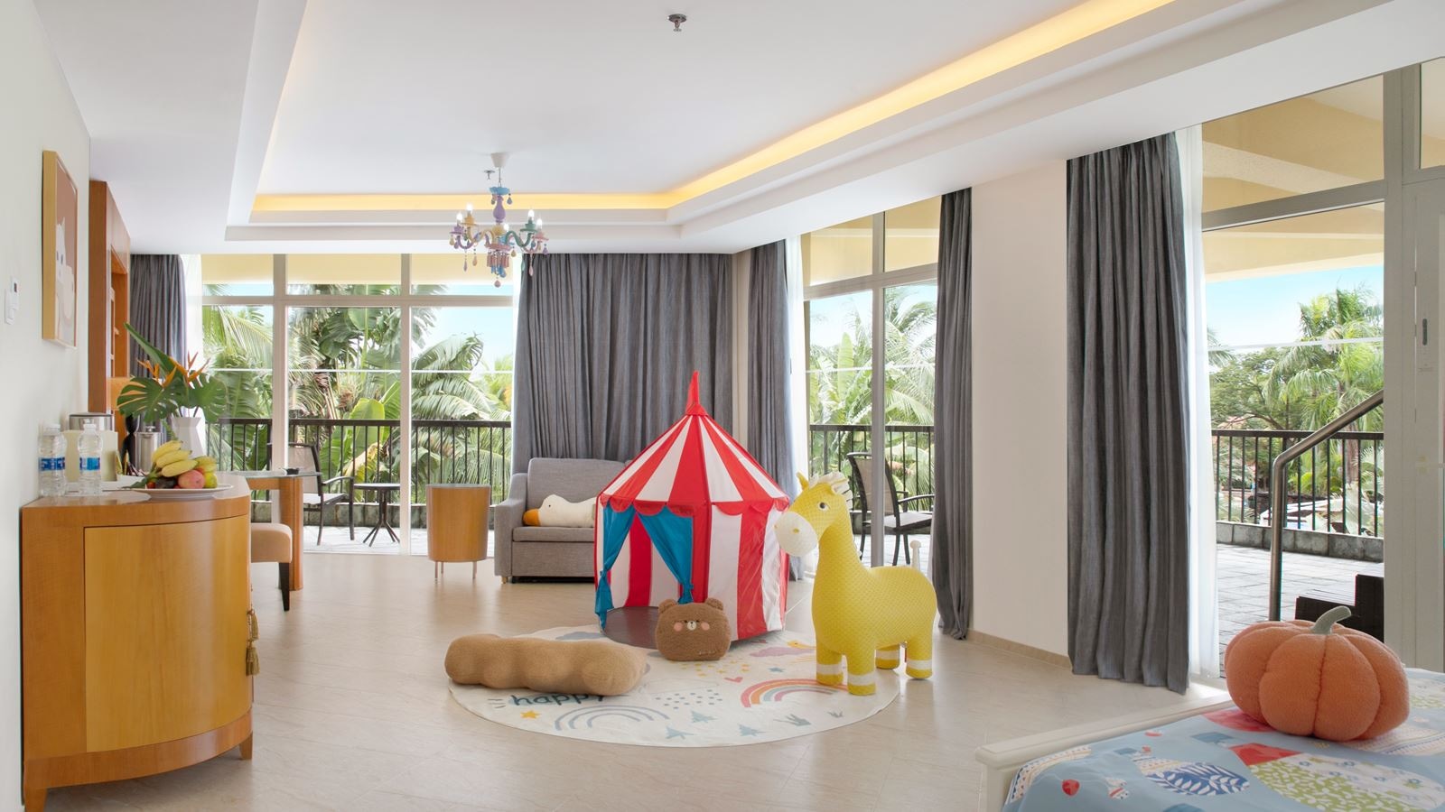 rooms-family-fun-garden-suite