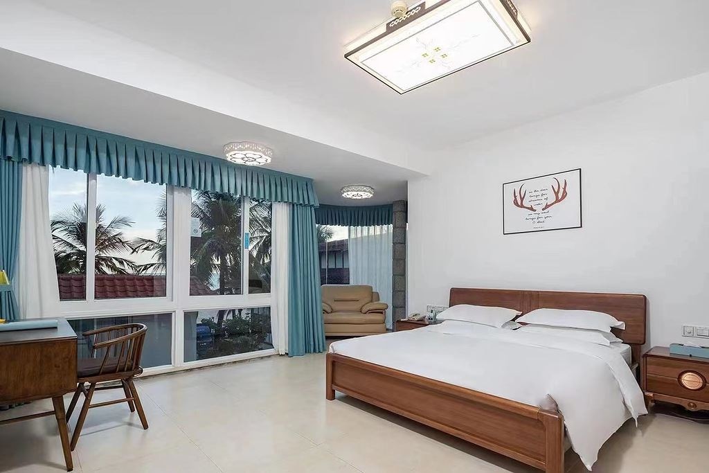 rooms-sea-side-garden-view-villa