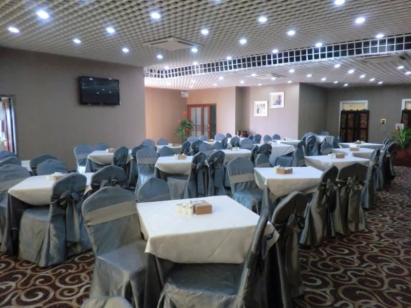 restaurants-restaurants