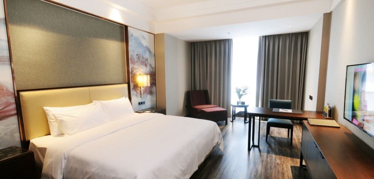 rooms-suite-business