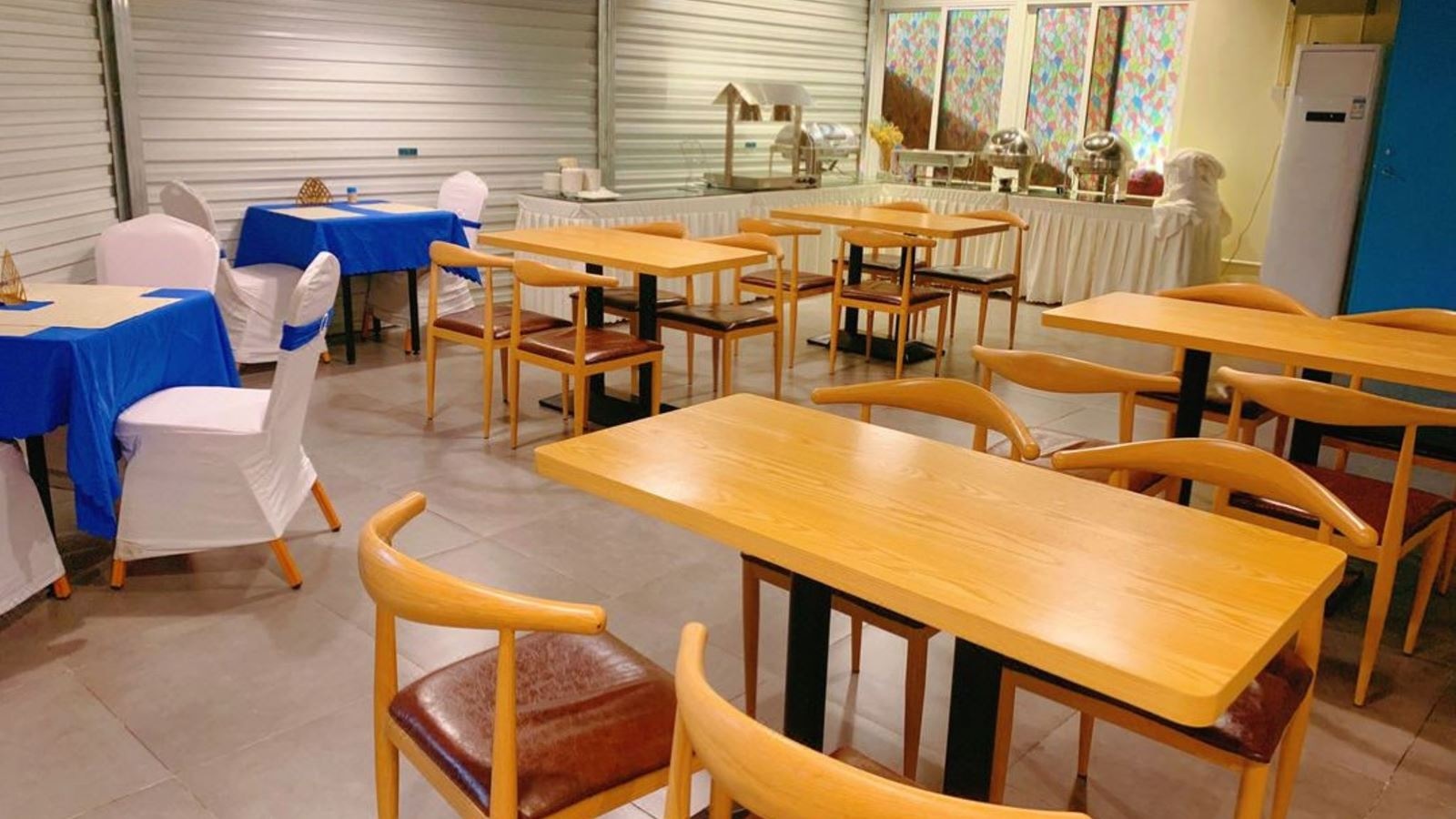 restaurants-restaurants