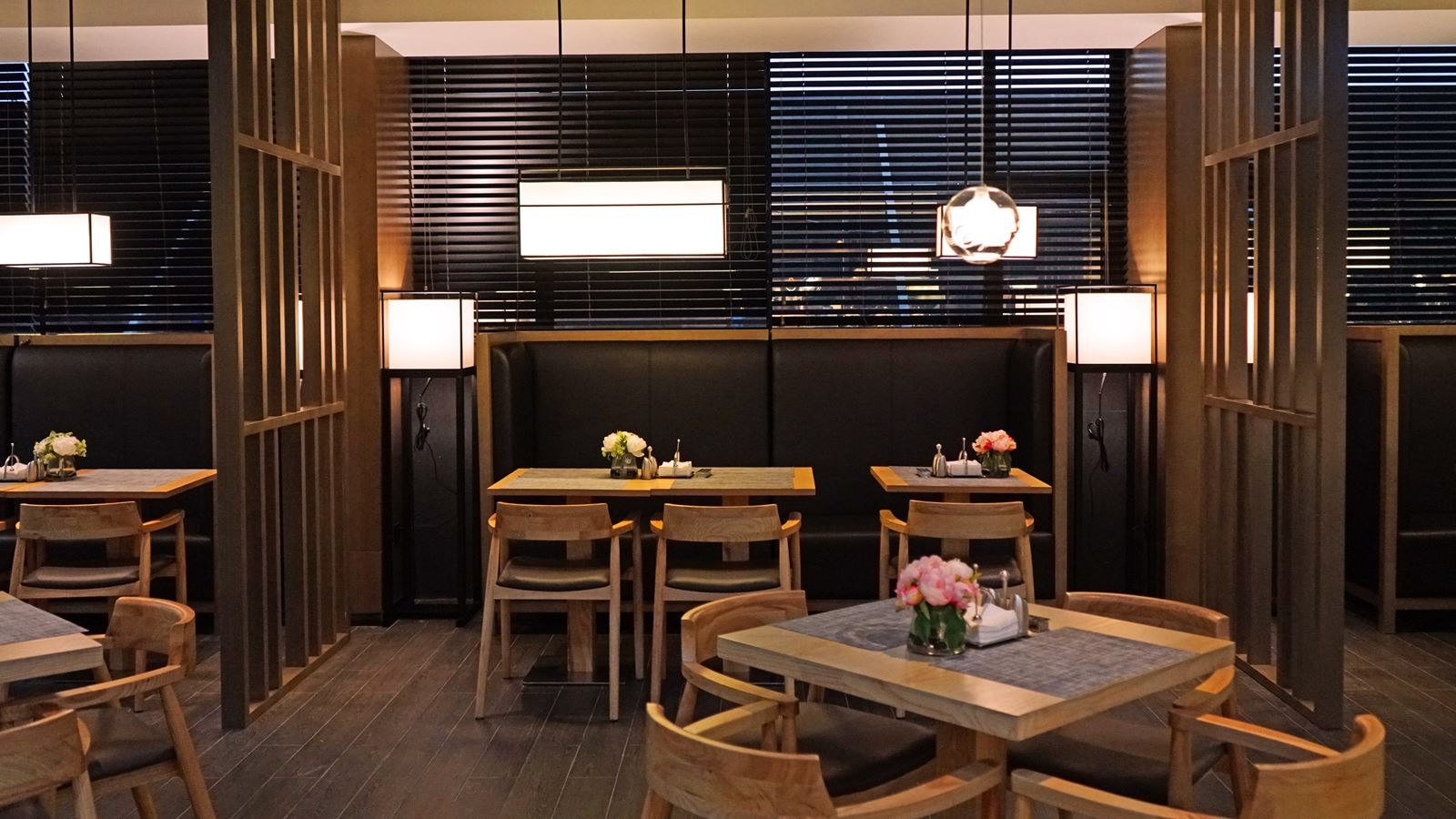 restaurants-restaurants