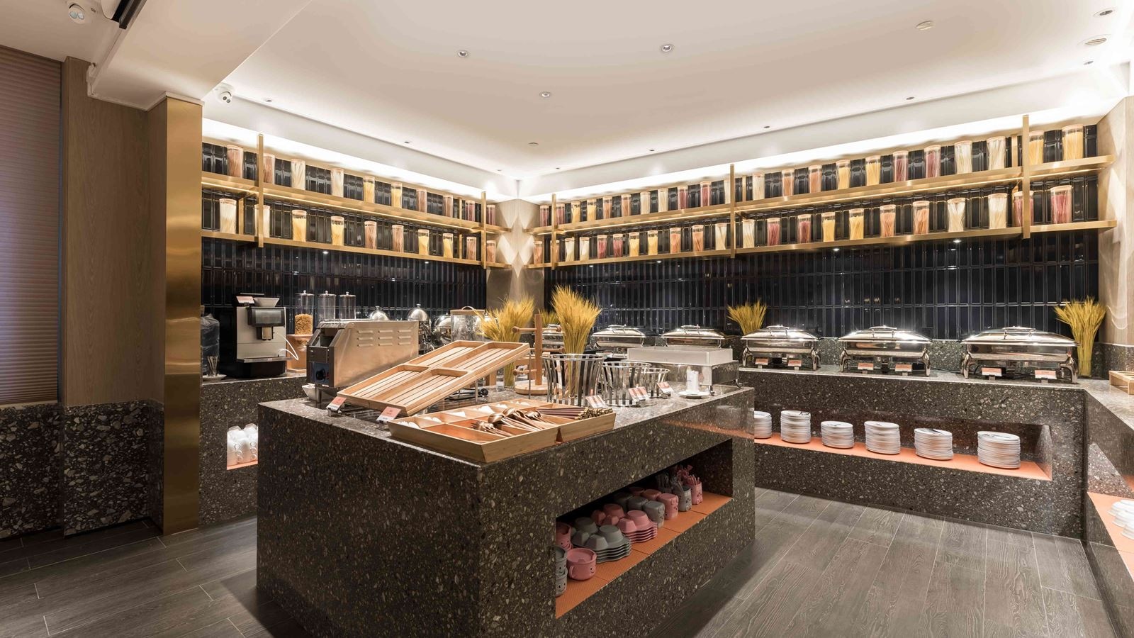 restaurants-restaurants