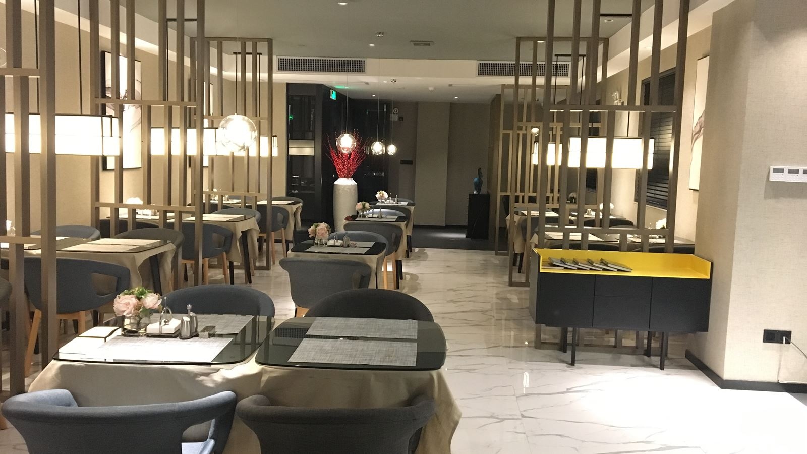 restaurants-restaurants