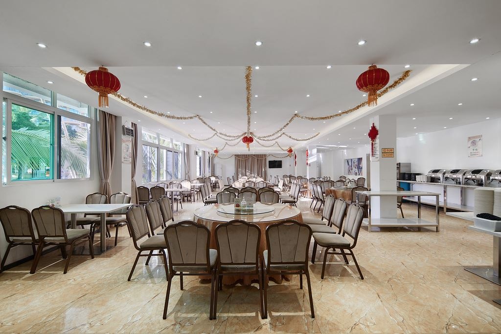 restaurants-restaurants