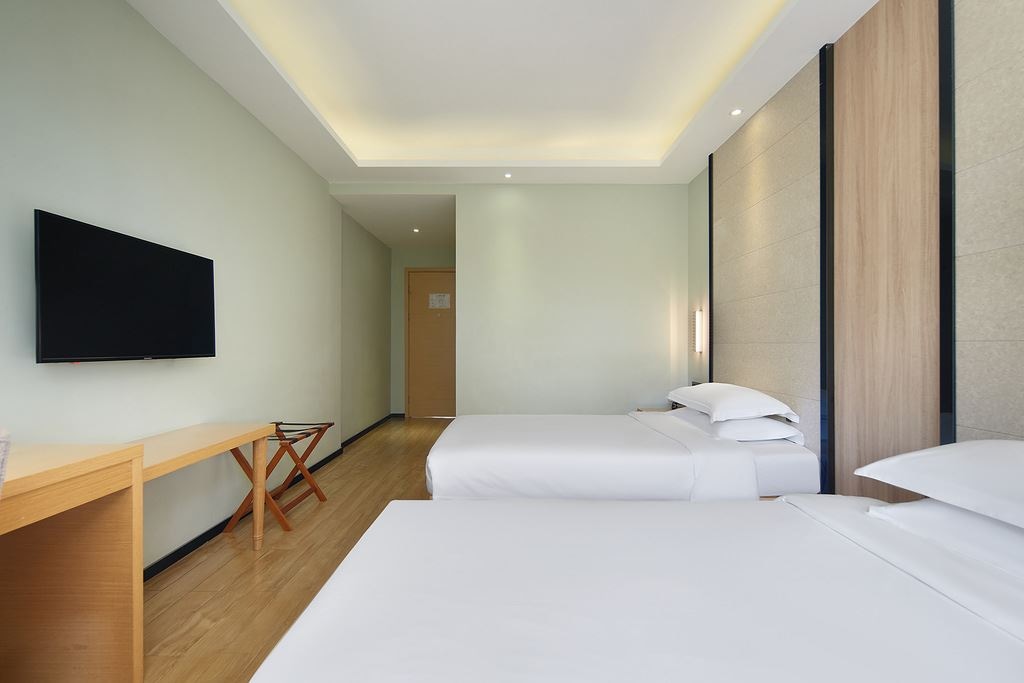 rooms-villa-garden-view