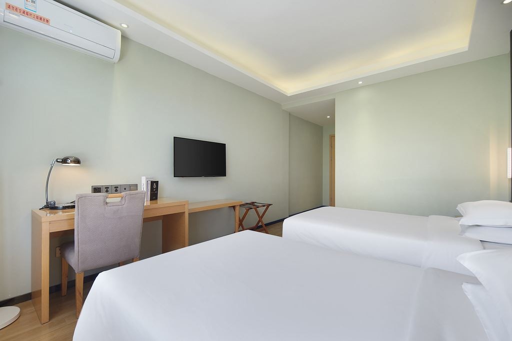 rooms-villa-garden-view