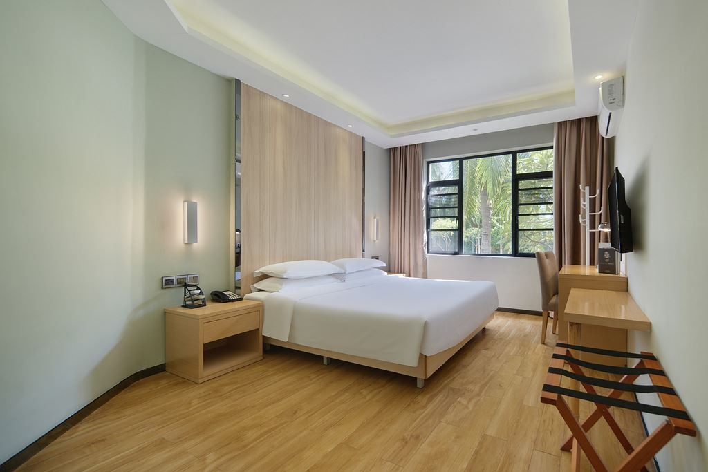 rooms-villa-garden-view