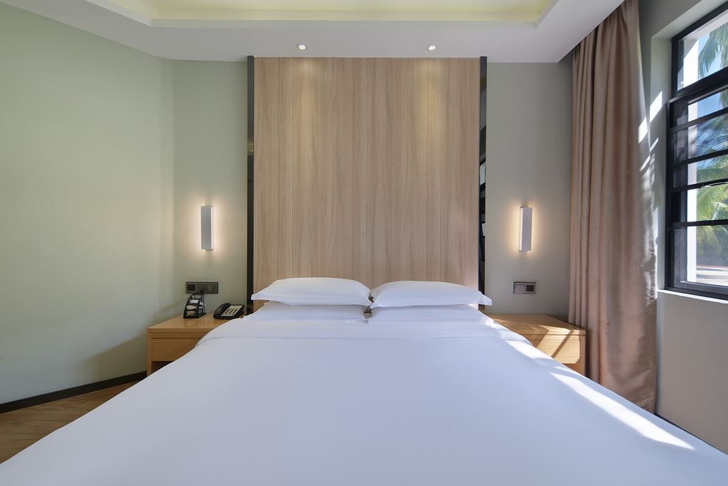 rooms-villa-garden-view