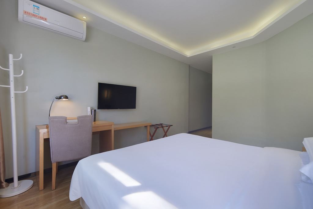 rooms-villa-garden-view