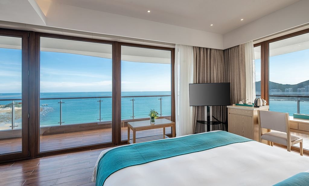 rooms-270-degree-ocean-view-room