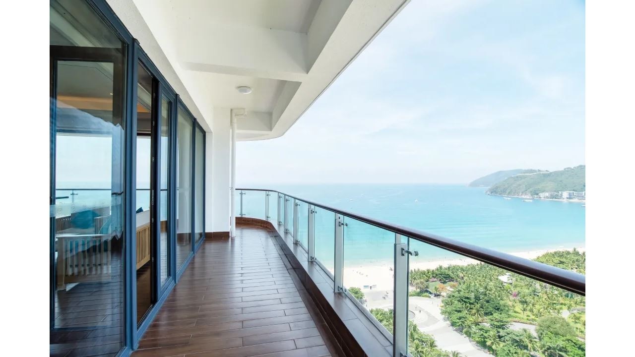 rooms-270-degree-ocean-view-suite