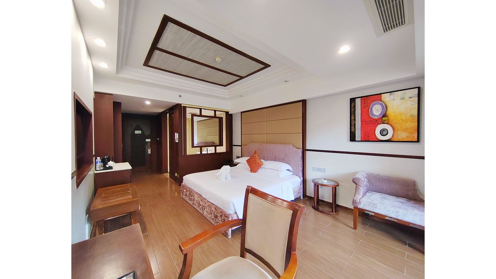 rooms-room-mountainview