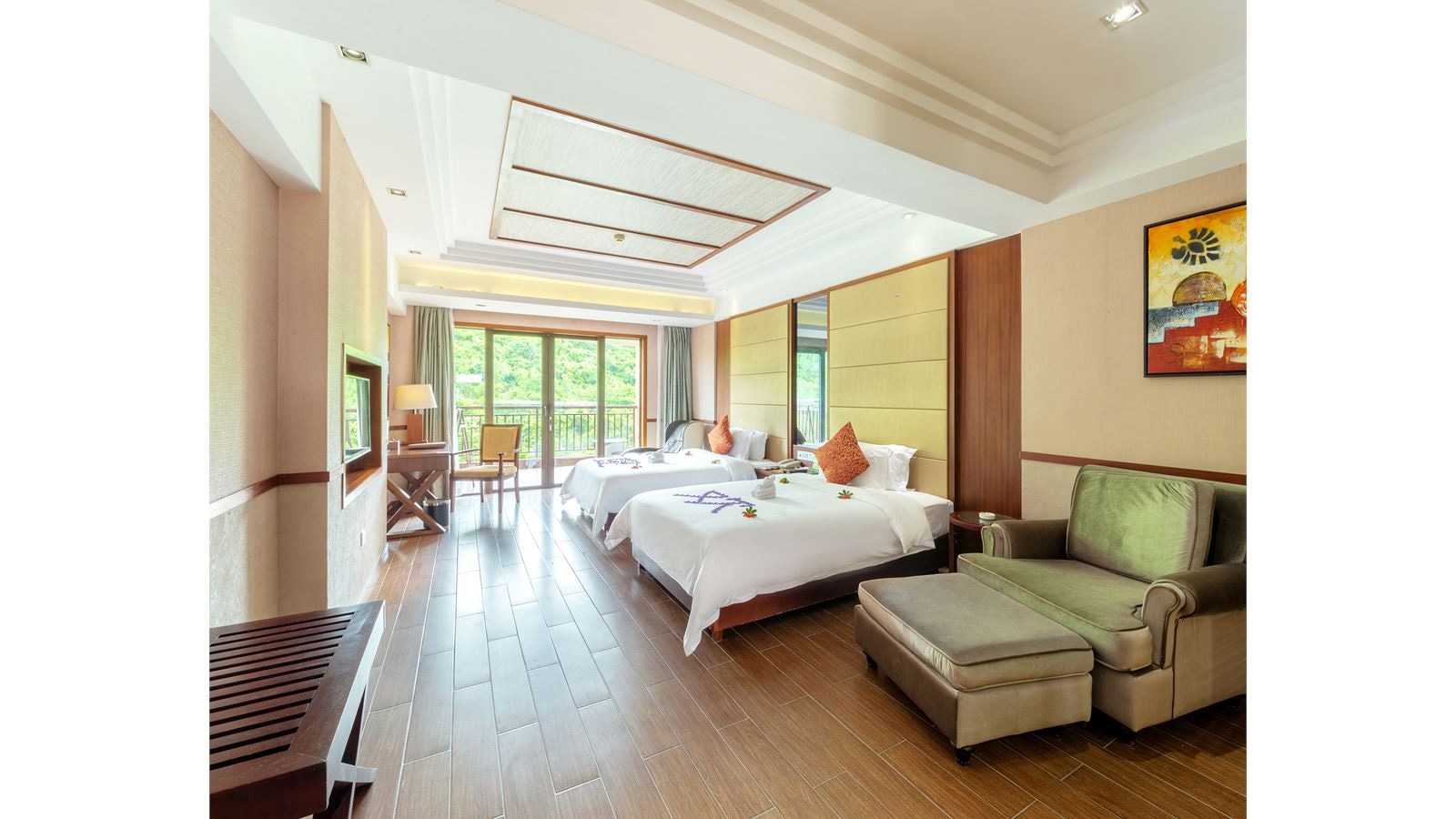 rooms-room-mountainview