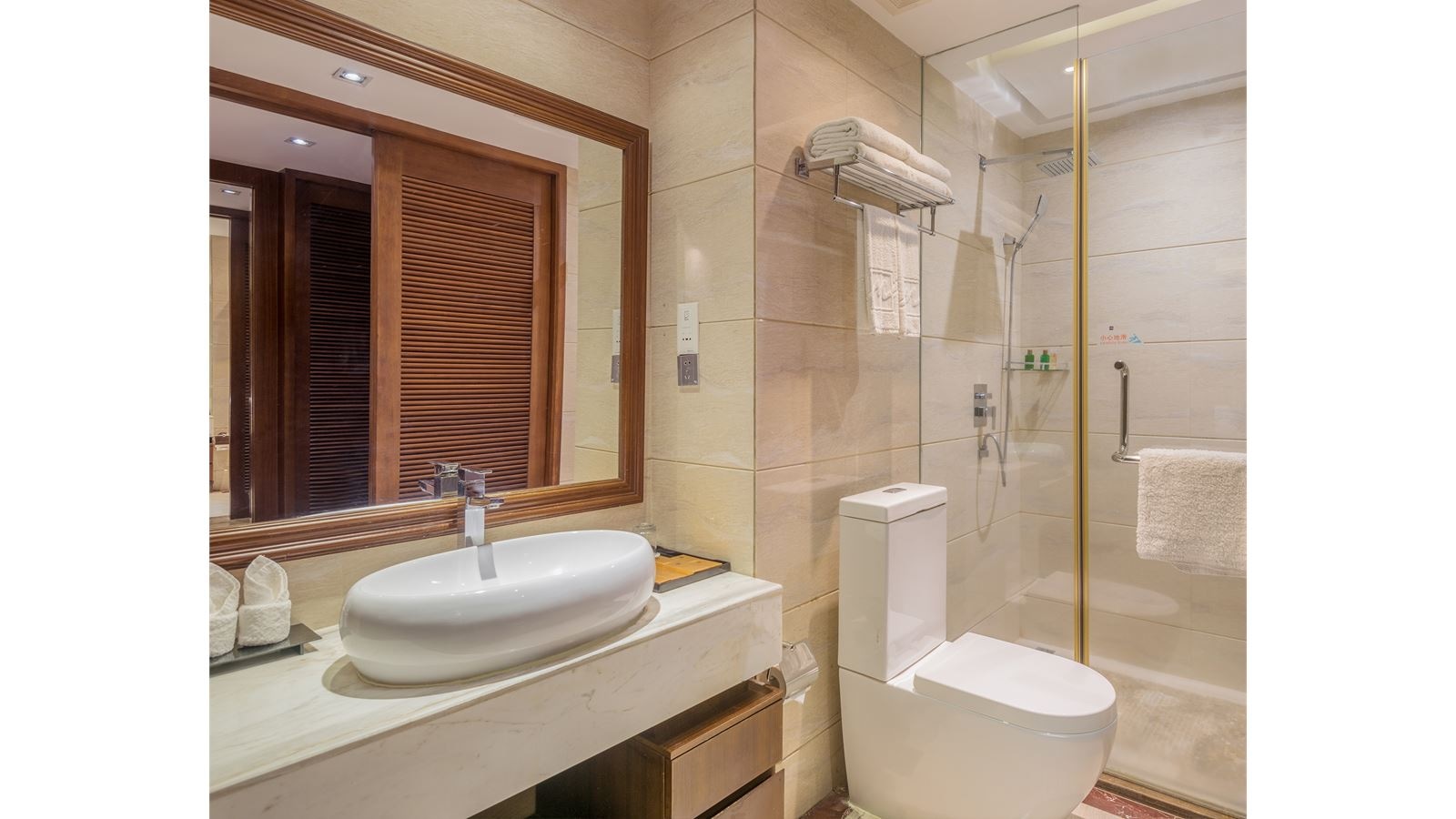 rooms-room-mountainview