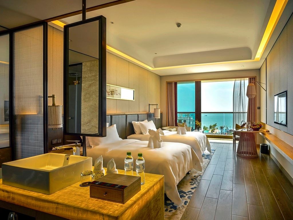 rooms-deluxe-seaview-room