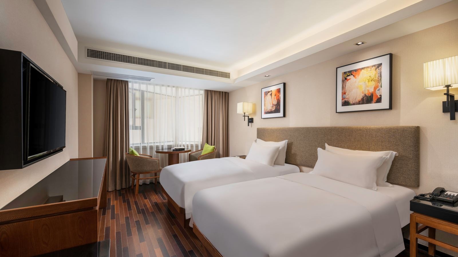 rooms-deluxe-twin-bed-room