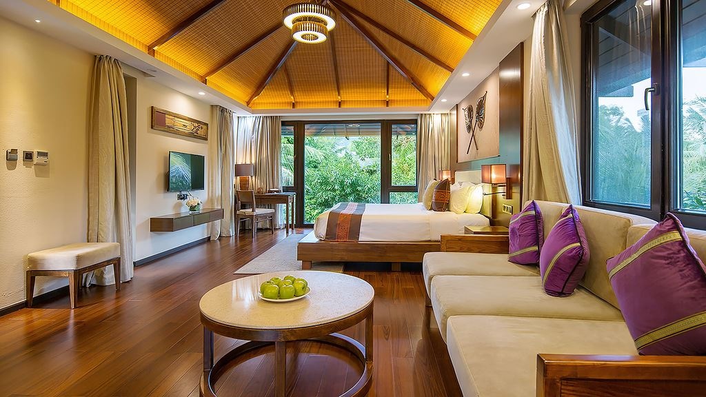 rooms-5-bedrooms-villa