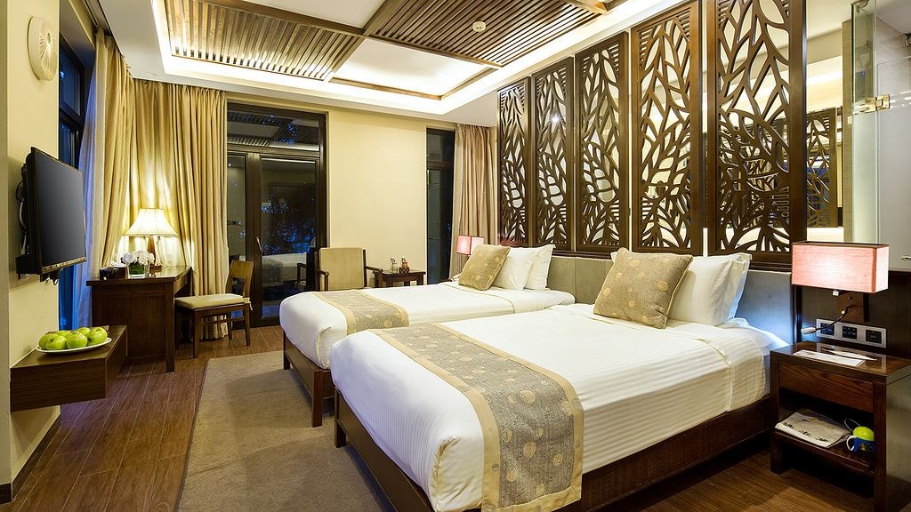 rooms-6-bedrooms-villa