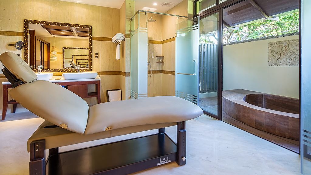 rooms-deluxe-villa-room-king