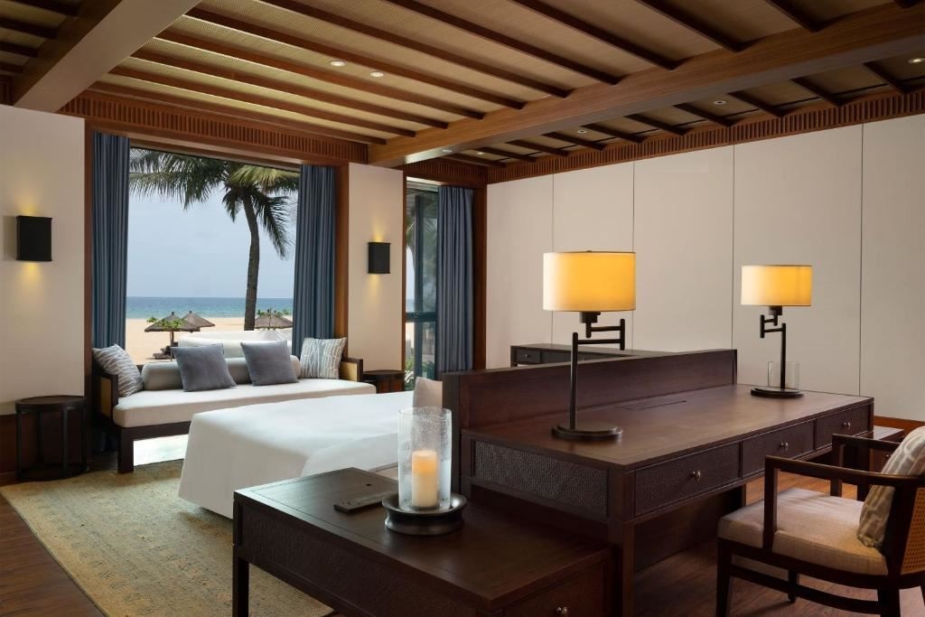rooms-sea-front-two-bedroom-pool-villa