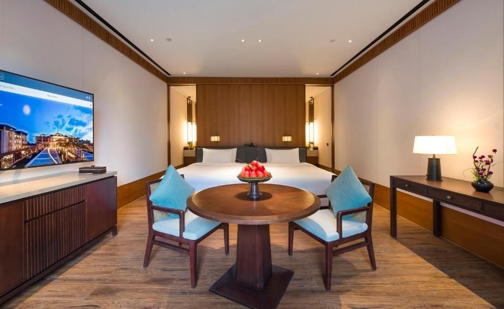 rooms-deluxe-garden-pool-room