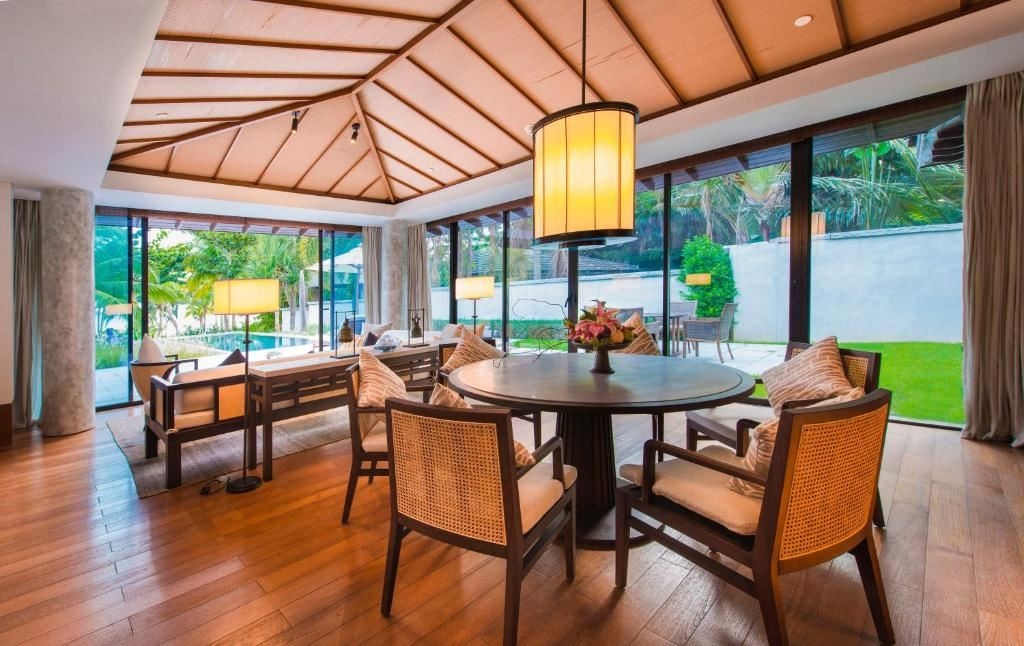 rooms-sea-front-two-bedroom-pool-villa