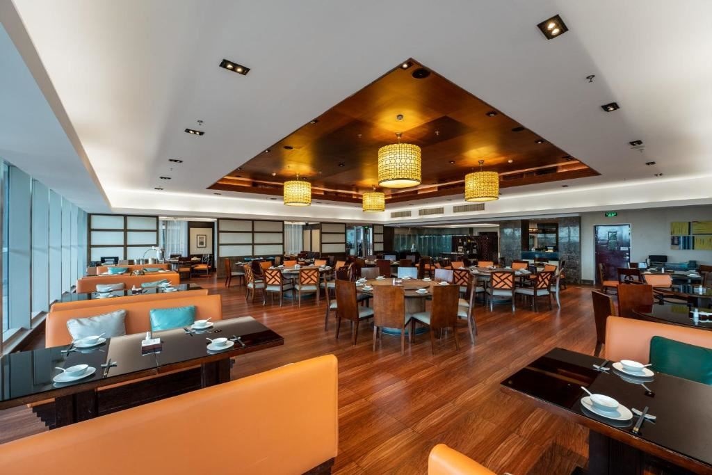 restaurants-restaurants