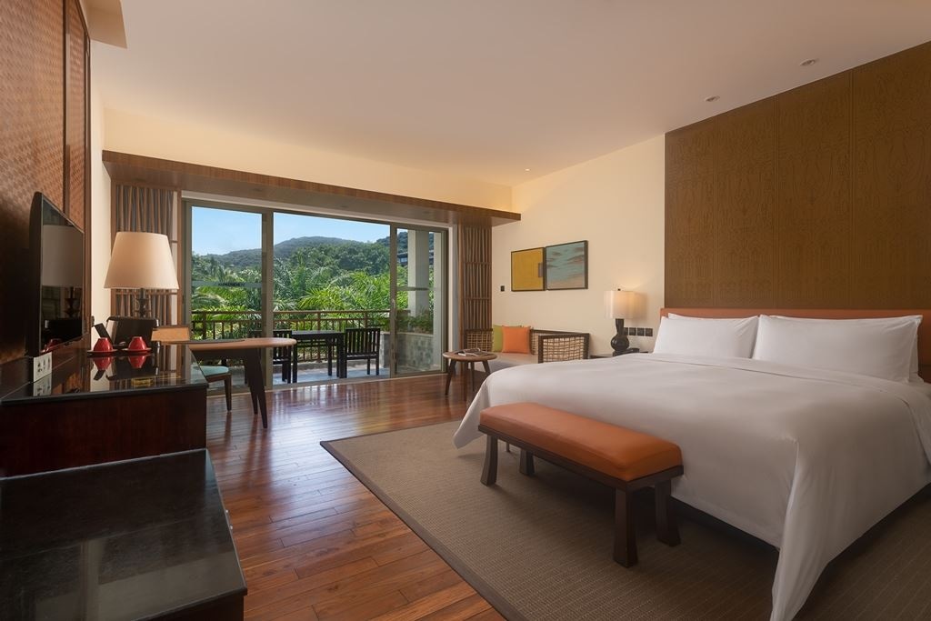 rooms-superior-room