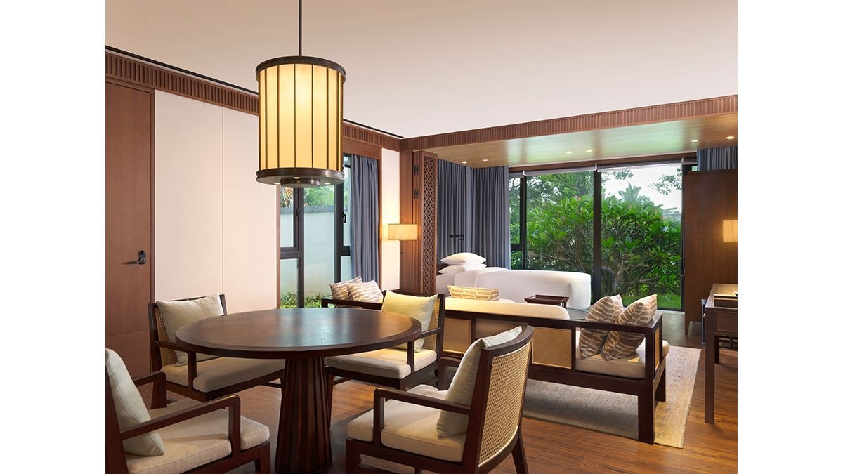 rooms-luxury-pool-villa-with-3-bedrooms