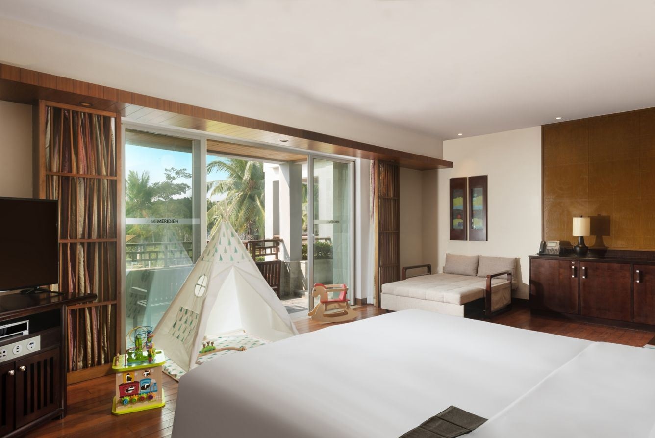 rooms-premium-family-room