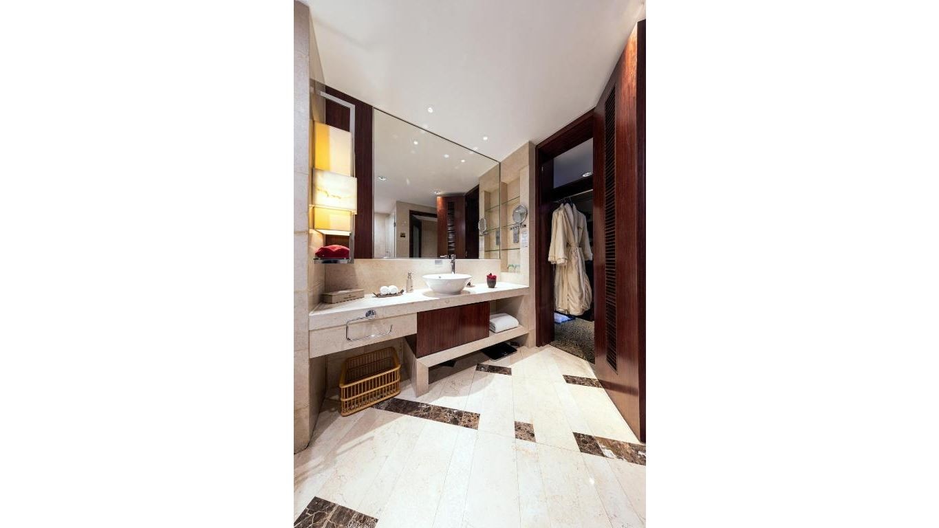 rooms-deluxe-room