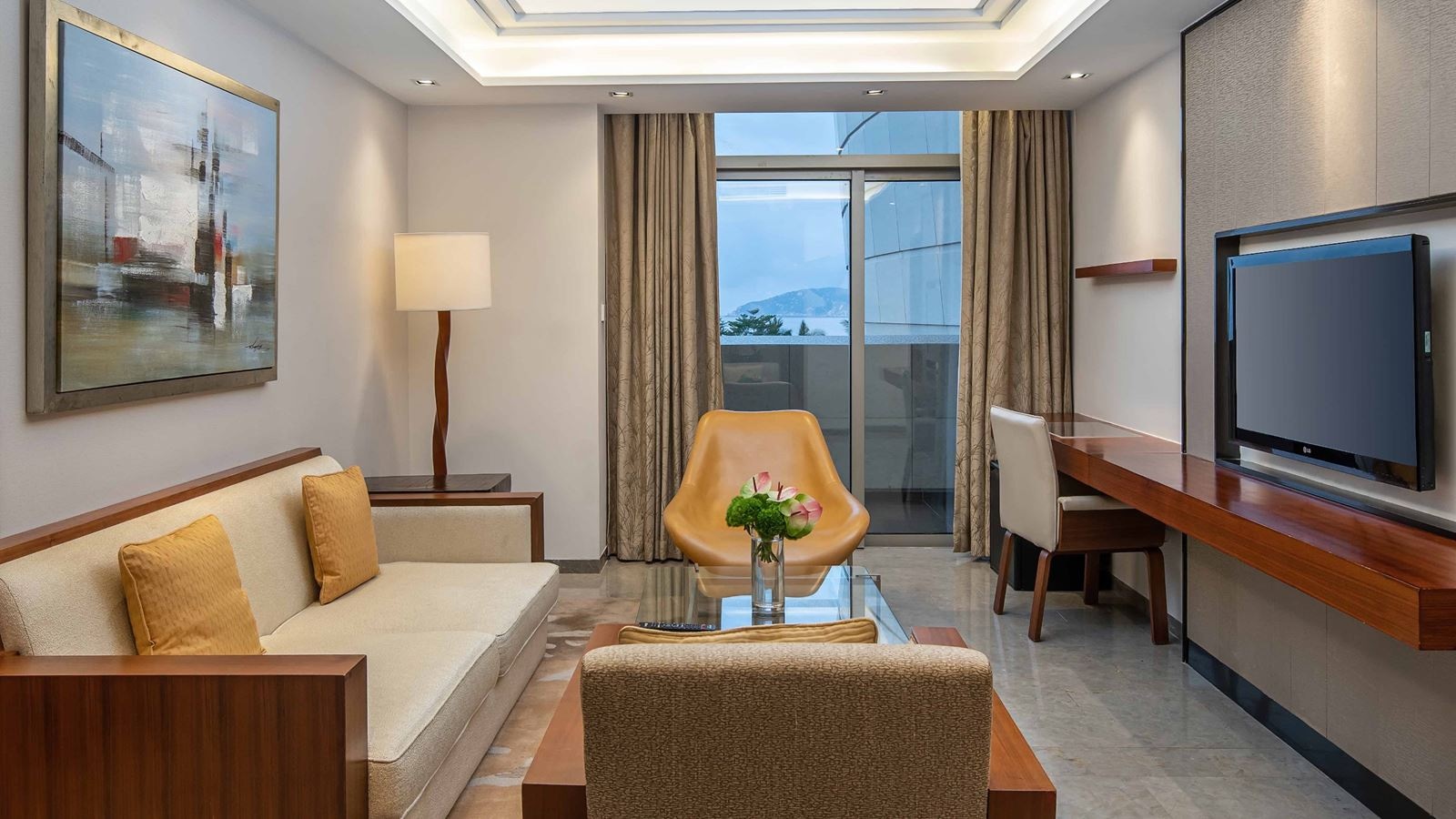 rooms-two-bedrooms-ocean-view-suite-with-living-room