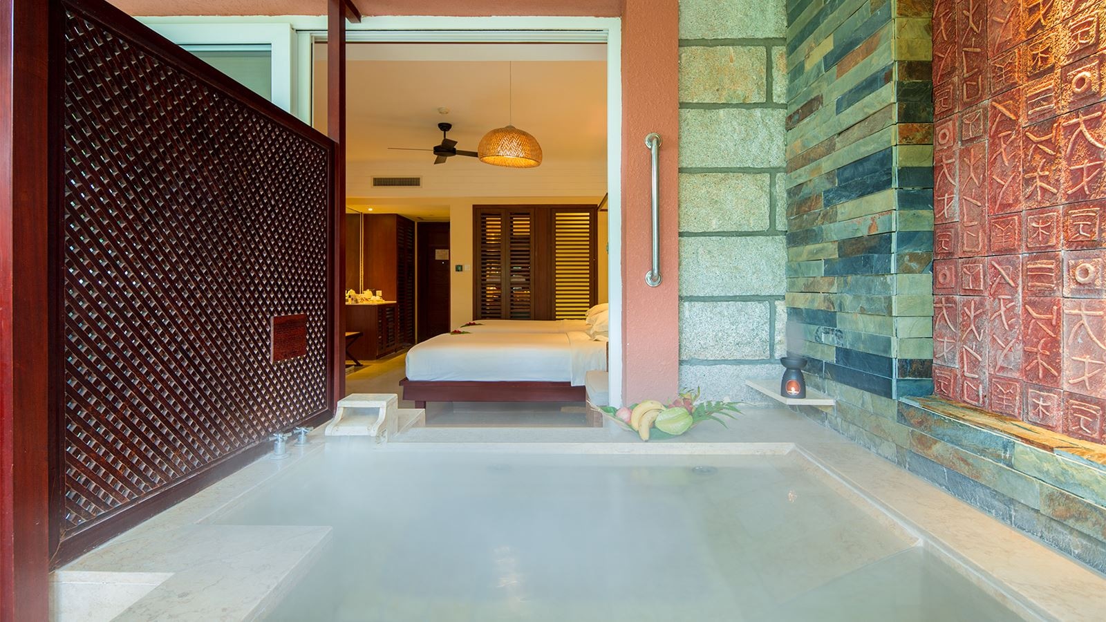 rooms-cloud-villa-room