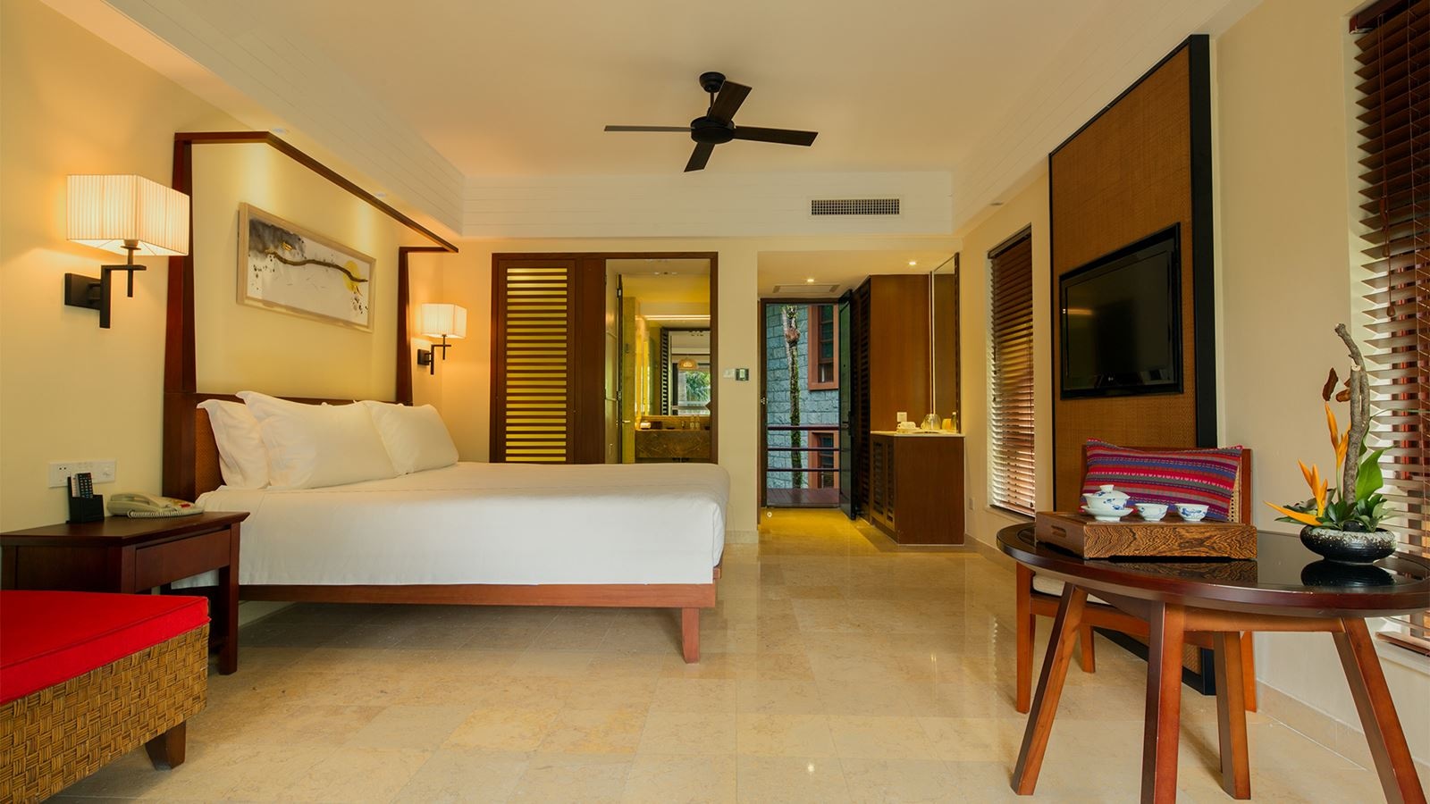 rooms-rainforest-villa-room