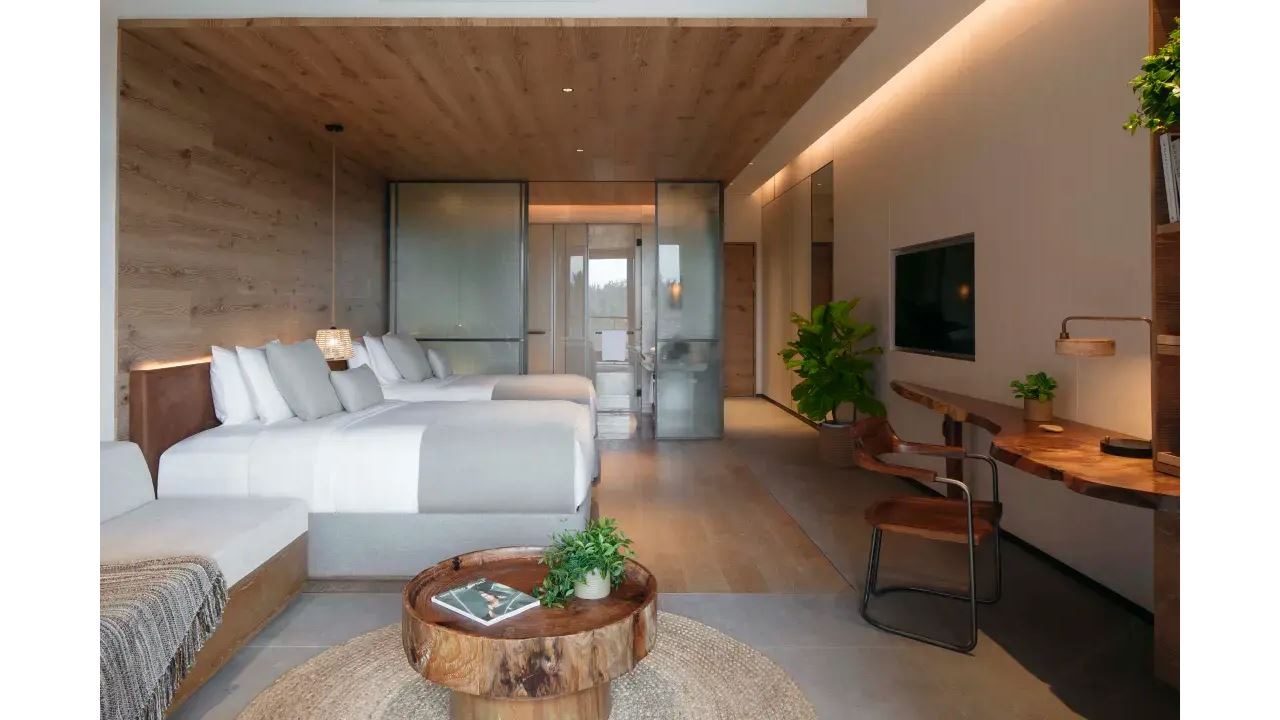 rooms-botanic-pool-view-kingtwin