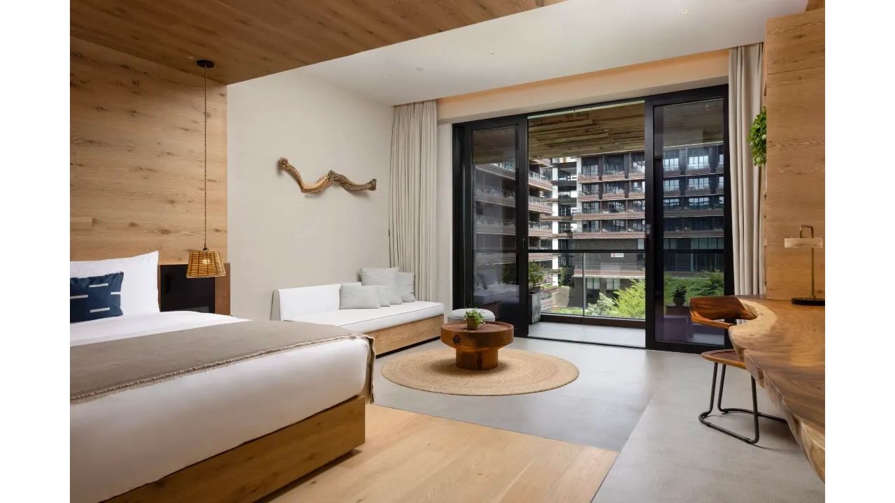 rooms-botanic-pool-view-kingtwin