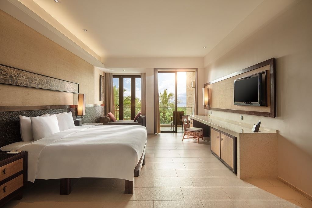 rooms-deluxe-ocean-view-room