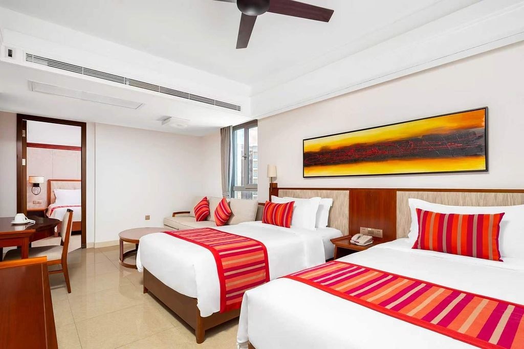 rooms-family-deluxe-sea-view-suite