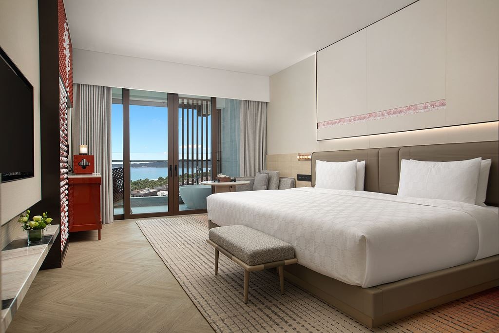 rooms-standard-ocean-view-high-floor