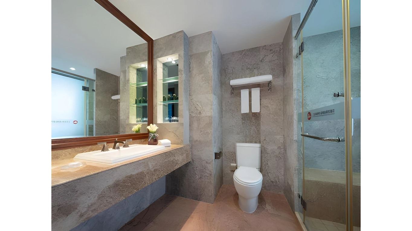 rooms-superior-balcony-room