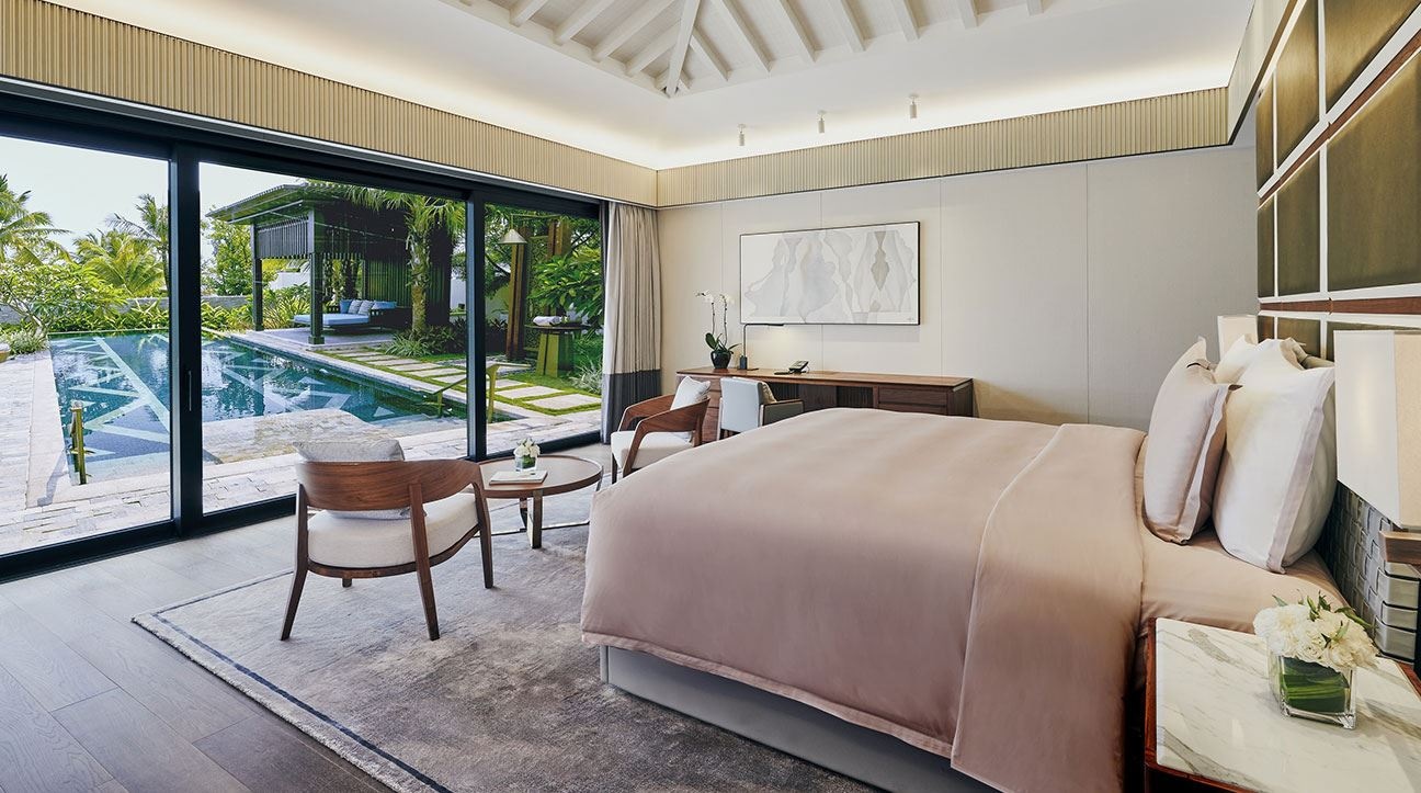 rooms-one-bedroom-grand-pool-villa