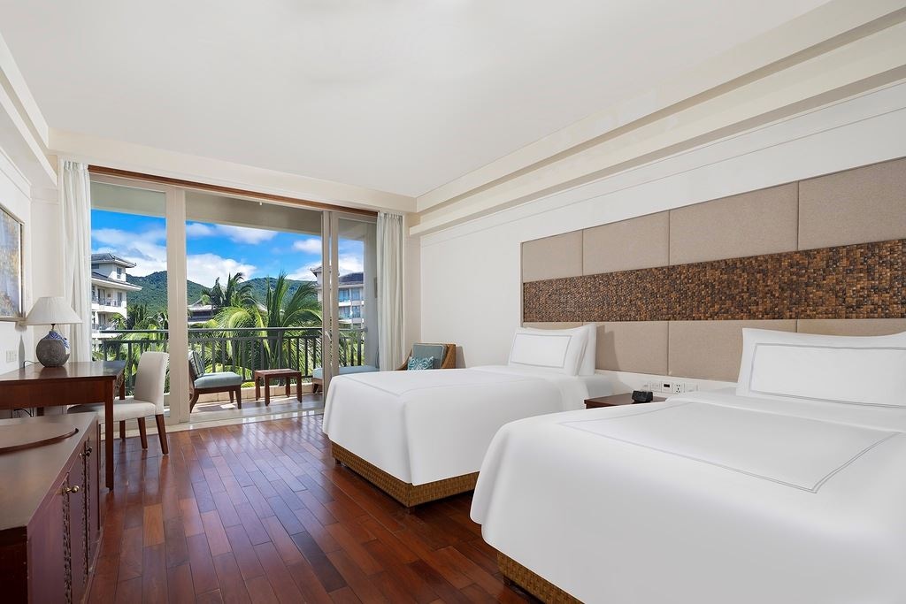 rooms-swiss-deluxe-king--twin-room