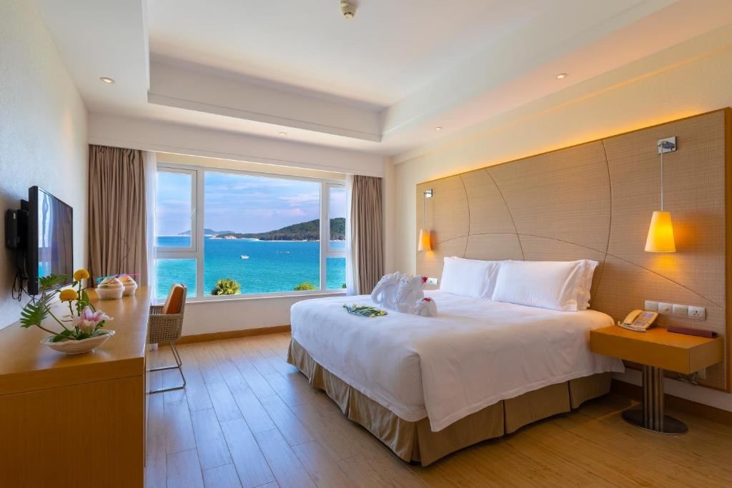 rooms-deluxe-sea-view-room