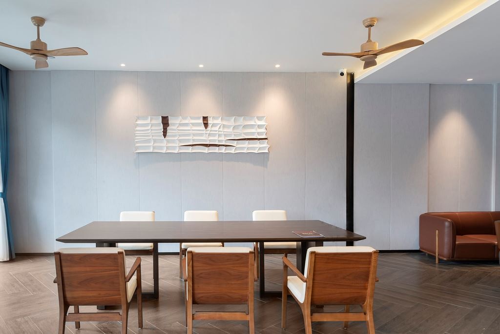 bars-executive-lounge-lobby-bar