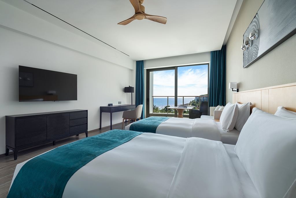 rooms-60degree-sea-view-kingtwin-room